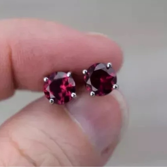 4 CT LAB CREATED RED RUBY STUD EARRINGS 14K WHITE GOLD ROUND CUT 7MM PUSH BACK - Picture 5 of 7